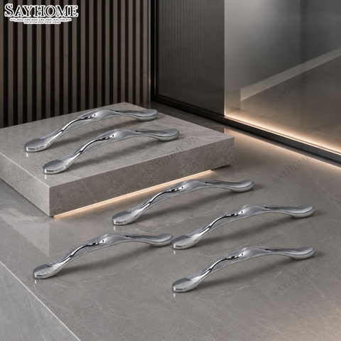 Tay nắm tủ hiện đại màu inox SH9364