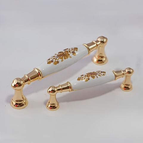 Tay nắm tủ tân cổ điển Vintage màu vàng mặt sứ trắng SH9T01V9