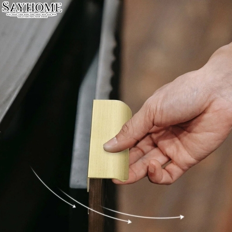 Tay nắm tủ áo thanh dài hiện đại màu vàng xước SH160