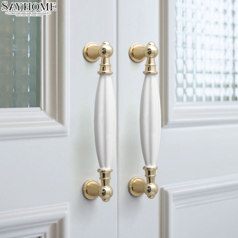 Tay nắm tủ tân cổ điển Vintage màu vàng mặt sứ trắng SH5651