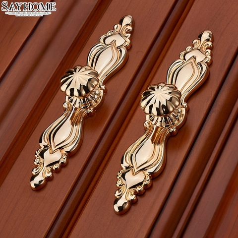 Tay nắm tủ tân cổ điển Vintage màu vàng gold 24k SH8853