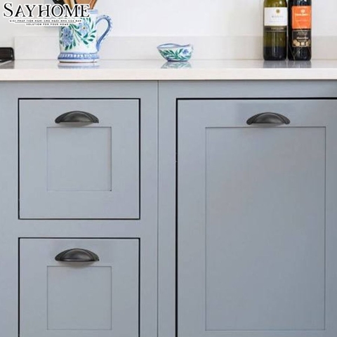 Tay nắm tủ hiện đại bán nguyệt màu đen SH0423