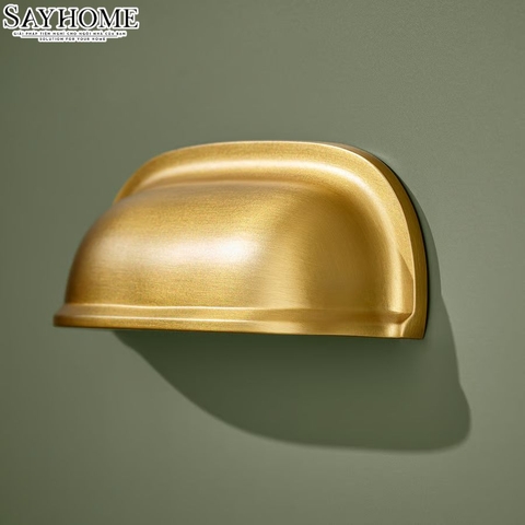 Tay nắm tủ hiện đại bán nguyệt màu vàng gold SH5585