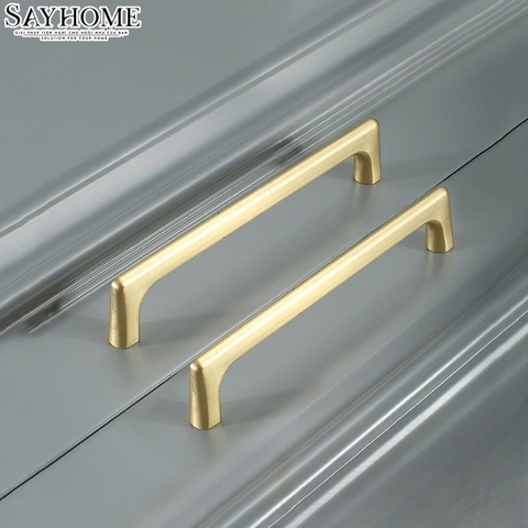 Tay nắm tủ hiện đại màu vàng xước SH5581