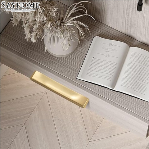 Tay nắm tủ hiện đại màu vàng gold SH8986