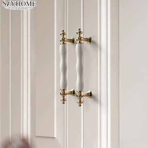 Tay nắm tân cổ điển Vintage màu vàng mặt sứ trắng SH2028
