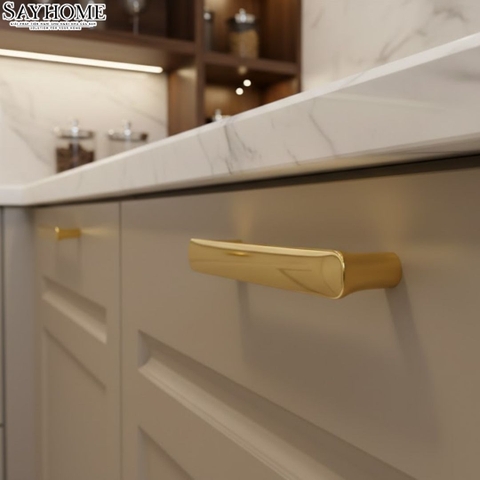 Tay nắm tủ hiện đại màu vàng SH5582 tại Thành phố Hồ Chí Minh