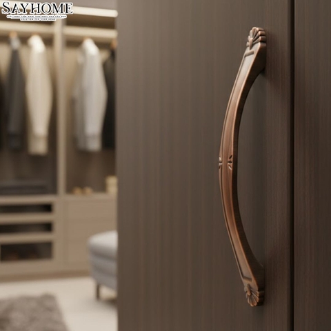 Tay nắm tủ tân cổ điển màu đồng SH8818