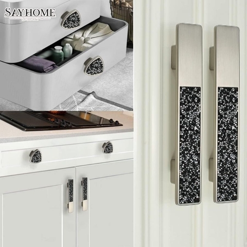 Tay nắm tủ hiện đại màu inox khảm đá SH8971