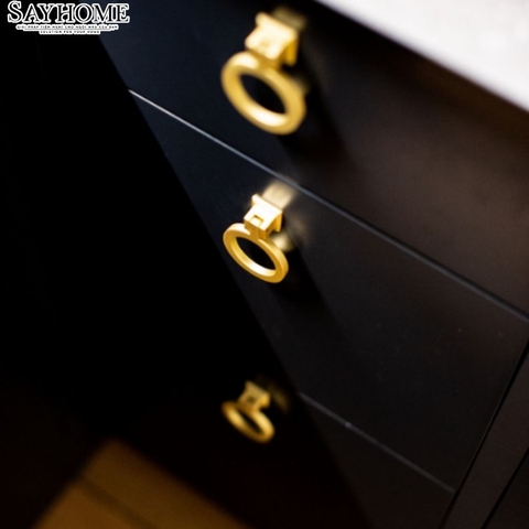 Tay nắm tủ khoen tròn tân cổ điển màu vàng SH9237