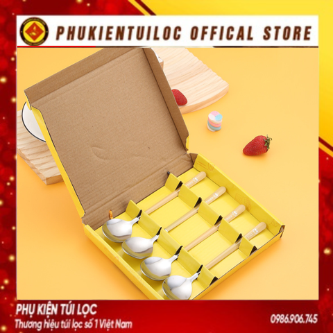 Bộ thìa 4 chú vịt con màu vàng