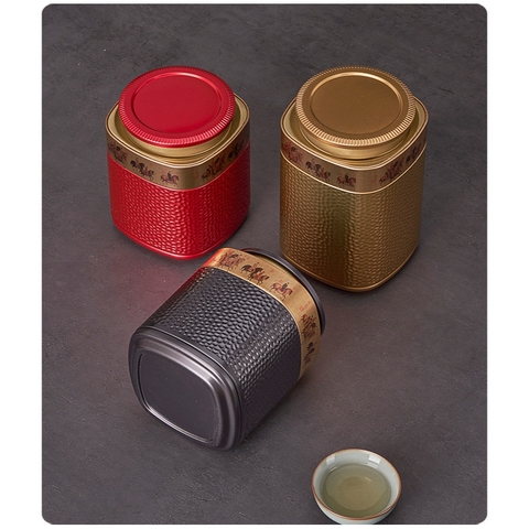 Hộp thiếc tròn nhỏ đựng trà xanh, trà thảo mộc hoa văn nổi- Phukientuiloc