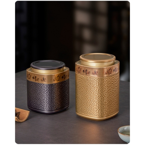 Hộp thiếc tròn nhỏ đựng trà xanh, trà thảo mộc hoa văn nổi- Phukientuiloc