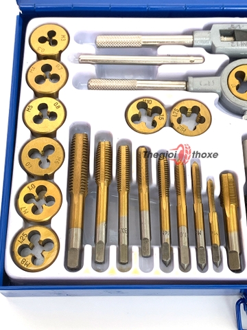 Bộ dụng cụ taro và bàn taro ren đều được làm từ thép cao cấp, cứng cáp
