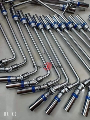 Dụng cụ mở ốc cổ pô vespa tại Thế Giới Thợ Xe