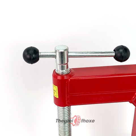 Tay vặn ép của máy vá chín