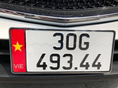 Phôi ép biển số ô tô vuông có cờ