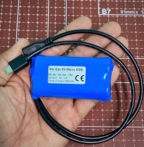 Pin lưu điện camera 5V 4.000mAH micro USB