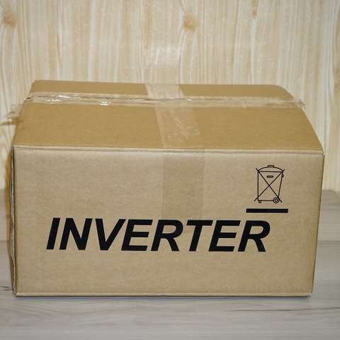 Bộ UPS 220V sin chuẩn 1000VA 600W sạc acquy 12V