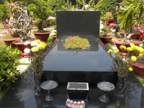 Mộ Bằng Đá Granite Việt Nam 5