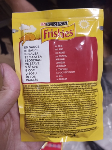 Pate Friskies Purina