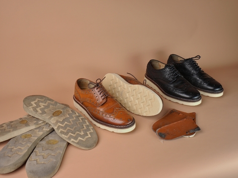 REGAL WINGTIP DERBY SHOES - RESOLE