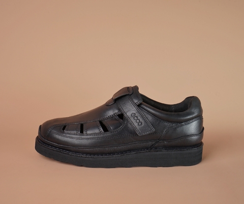 ECCO FISHMAN SANDAL IN BLACK - RESOLE