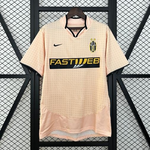 Retro Juventus 2003/2004 ( Sân Khách )