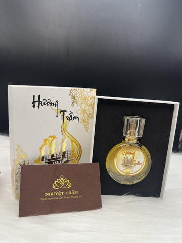 Nước hoa Trầm Hương cao cấp