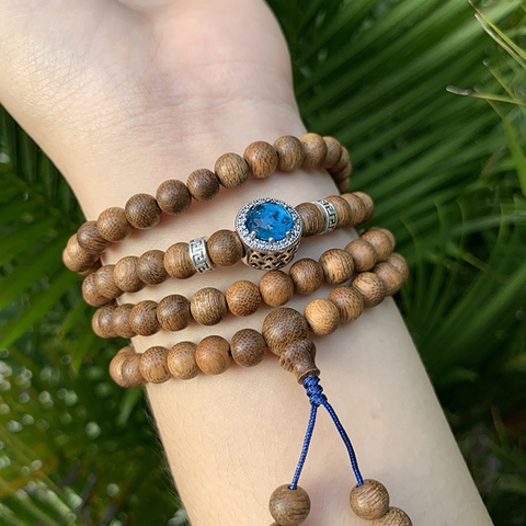 Vòng trầm hương 108 minh nguyệt xanh