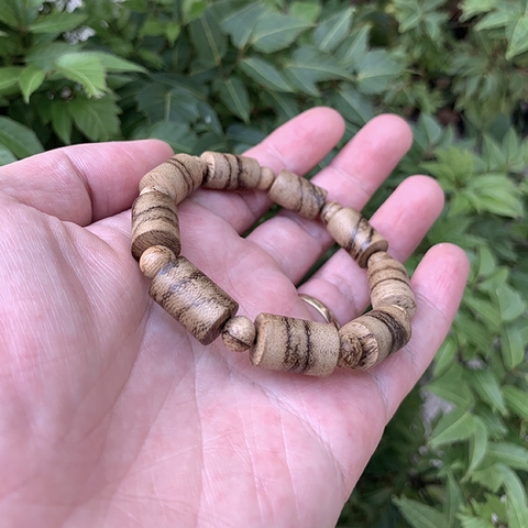 Vòng trầm hương đốt trúc VT178