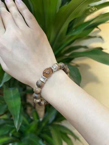 Vòng tay nữ Trầm Hương Tốc