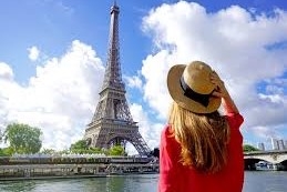 Tour Châu Âu cao cấp: Trải nghiệm đỉnh cao từ Pháp đến Thụy Sĩ