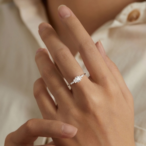 Nhẫn Bạc 925 Đá Chữ Nhật Công Chúa CARA LUNA Emerald Princess Ring - VUR14 - Hover