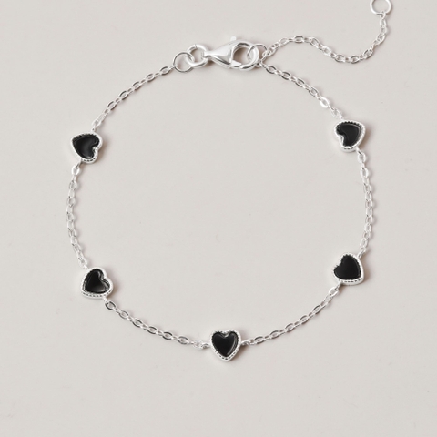 Lắc Tay Bạc 925 Đính 5 Charm Trái Tim Đá Onyx Đen Tự Nhiên - VCB507