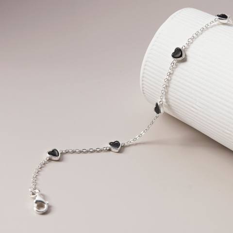 Lắc Tay Bạc 925 Đính 5 Charm Trái Tim Đá Onyx Đen Tự Nhiên - VCB507 - Hover