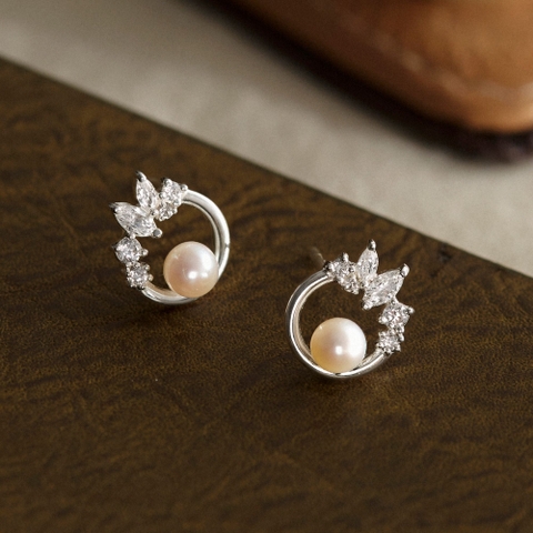 Hoa Tai Bạc 925 Hình Ngọc Trai Đính Đá Viền Vòng Tròn CARA LUNA - Pearl Stone Circle - VCE26 - Hover