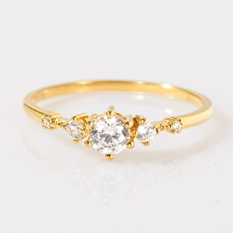 Nhẫn Vàng 10K Thanh Mảnh Đính Đá Princess Đính Kim Cương Moissanite Cao Cấp - VCR06V