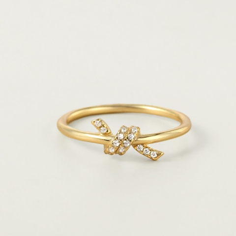 Nhẫn Bạc 925 Sợi Xoắn Đính Đá Twist Knot - VCR501