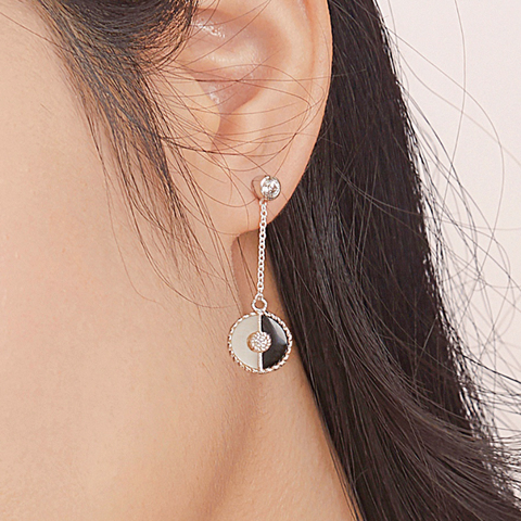 Hoa Tai Bạc 925 Mặt Tròn Khảm Trai Tự Nhiên Và Đá Onyx Đen Âm Dương Hòa Hợp Connection - VYE509 - Hover