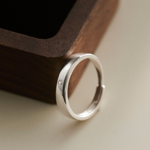 Nhẫn Freesize Bạc 925 Nút Thắt Đính Đá Chìm Cho Nam Đeo Cặp Đôi Knot Ring - VYR16 - Hover