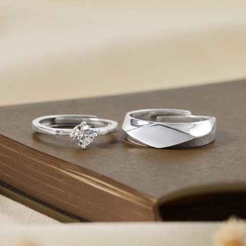 (Một Cặp) Nhẫn Đôi Freesize Bạc 925 Trơn Và Đính Đá Chấu Vương Miện - VYR21 & VCR508
