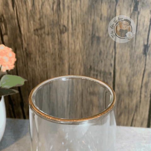 Tống thủy tinh hai lớp