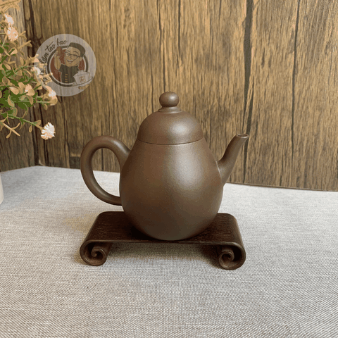 Ấm Lê Hình Tử Nê