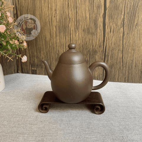 Ấm Lê Hình Tử Nê