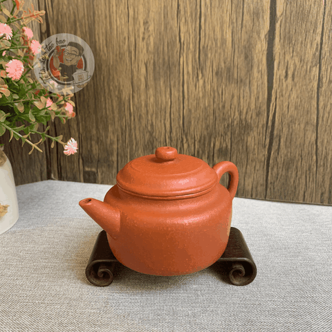 Ấm Đức Chung Chu Nê