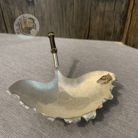 Lọc Bạc chiếc lá con ong