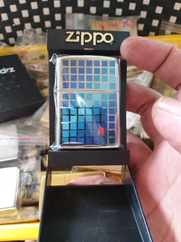 ZIPPO MỸ CHỦ ĐỀ ĐẸP