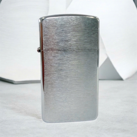 Bật lửa Zippo Mỹ Slim Brushed Chrome, hàng chính hãng có giấy nhập khẩu gửi kèm theo đơn hàng
