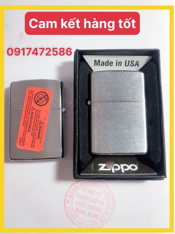 Bật lửa Zippo Bạc loại Xước ngang, vỏ đồng có tem đỏ